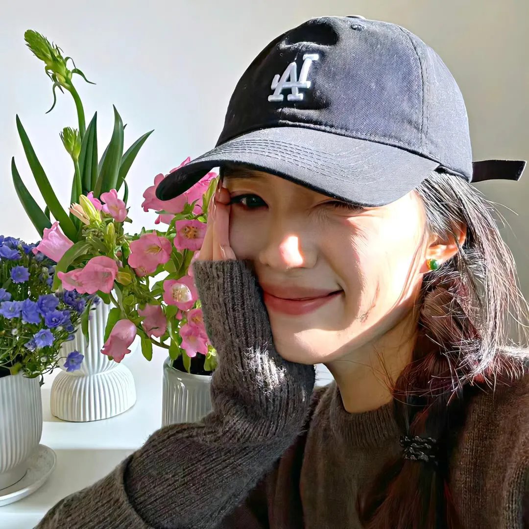 红色尾翼